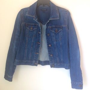 Banana Republic slightly cropped denim jacket